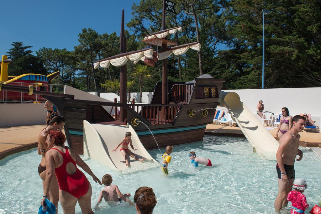 Camping L'Ocean Brem-Sur-Mer Kültér fotó